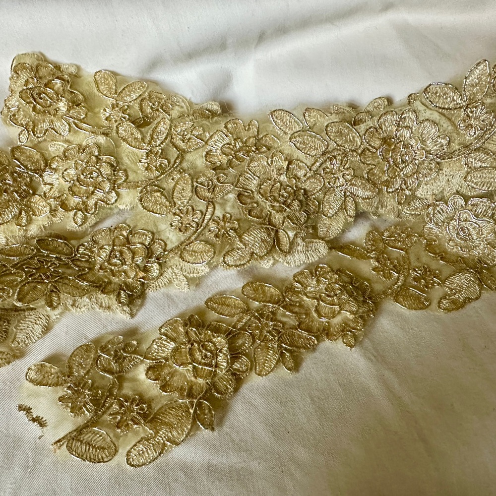 Elegant Gold Floral Embroidered Ribbon
14 feet consisting of TWO 7 foot sections